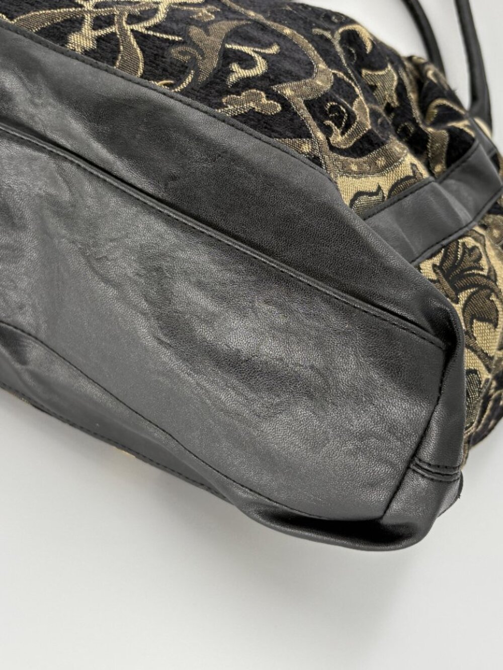 Baroque Tapestry Fleur De Lis Studded Tote Bag Black Gold Faux Leather - Picture 10 of 13